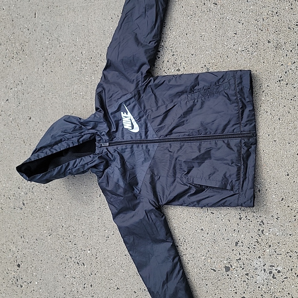 Nike Jacket Size M (5-6)